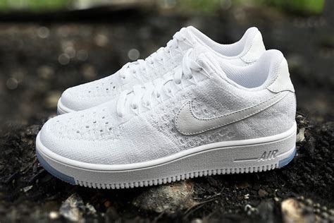 white Nike Air Force 1